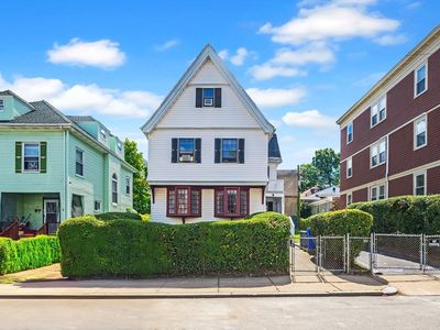 56 Mora St, Dorchester, MA, 02124