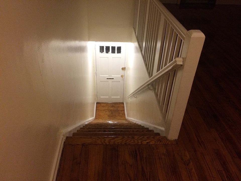 1st image of 574 Tysens Ln #2