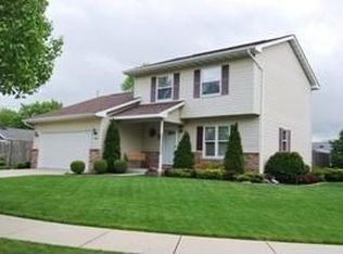 5709 61st St, Kenosha, WI 53142
