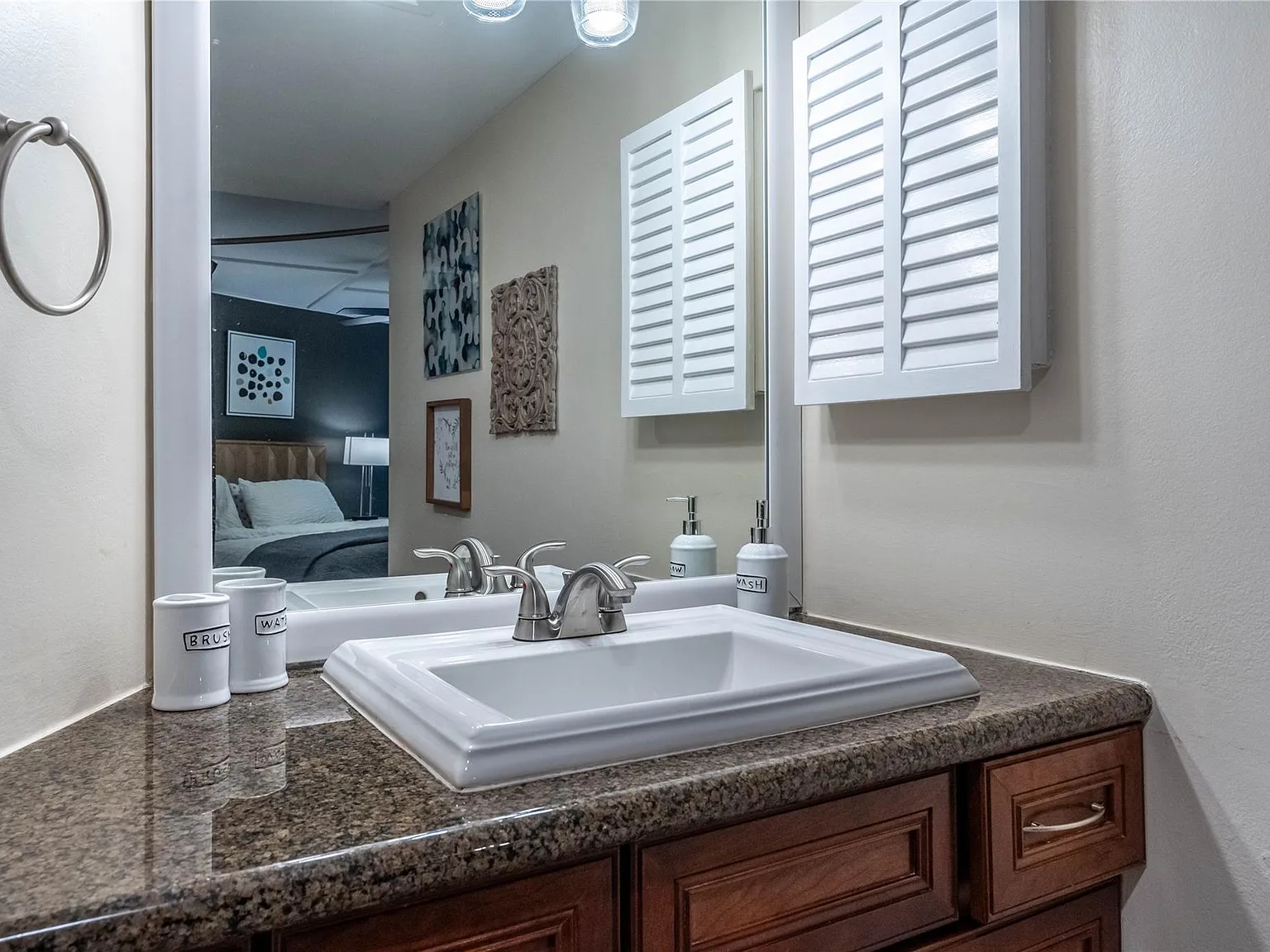 2 bed, 2.0 bath, 1221 sqft, $2,550 — Photo 4
