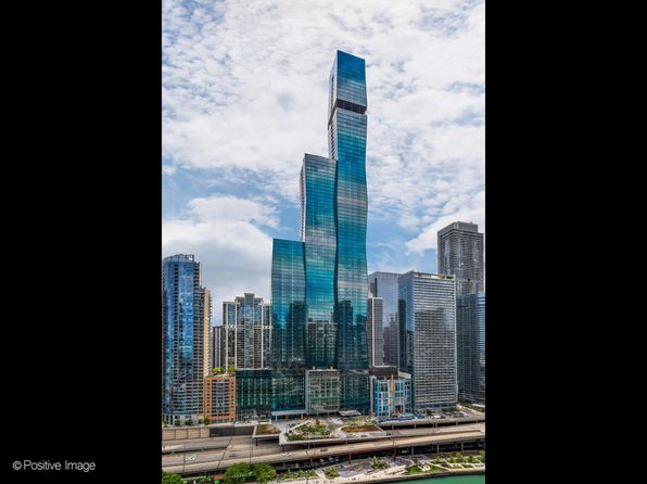 363 E Wacker Dr #4806