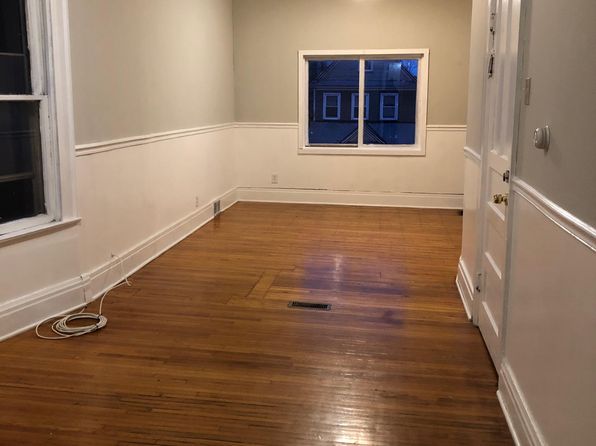 277 Hoyt St #2