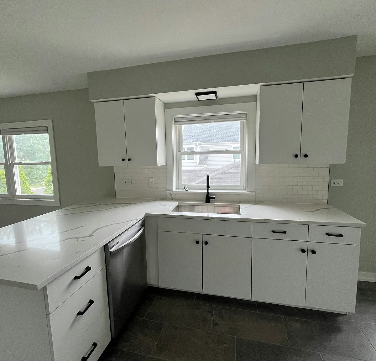278 N Oaklawn Ave, Unit 2 — Photo 3