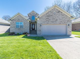 7322 Quindero Run Rd, Louisville, KY 40228