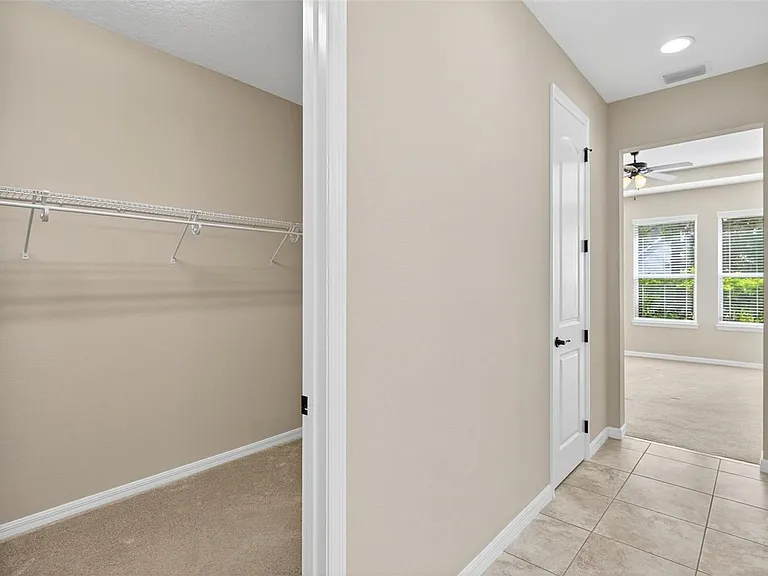 3637 NW 56th Ave — Photo 35
