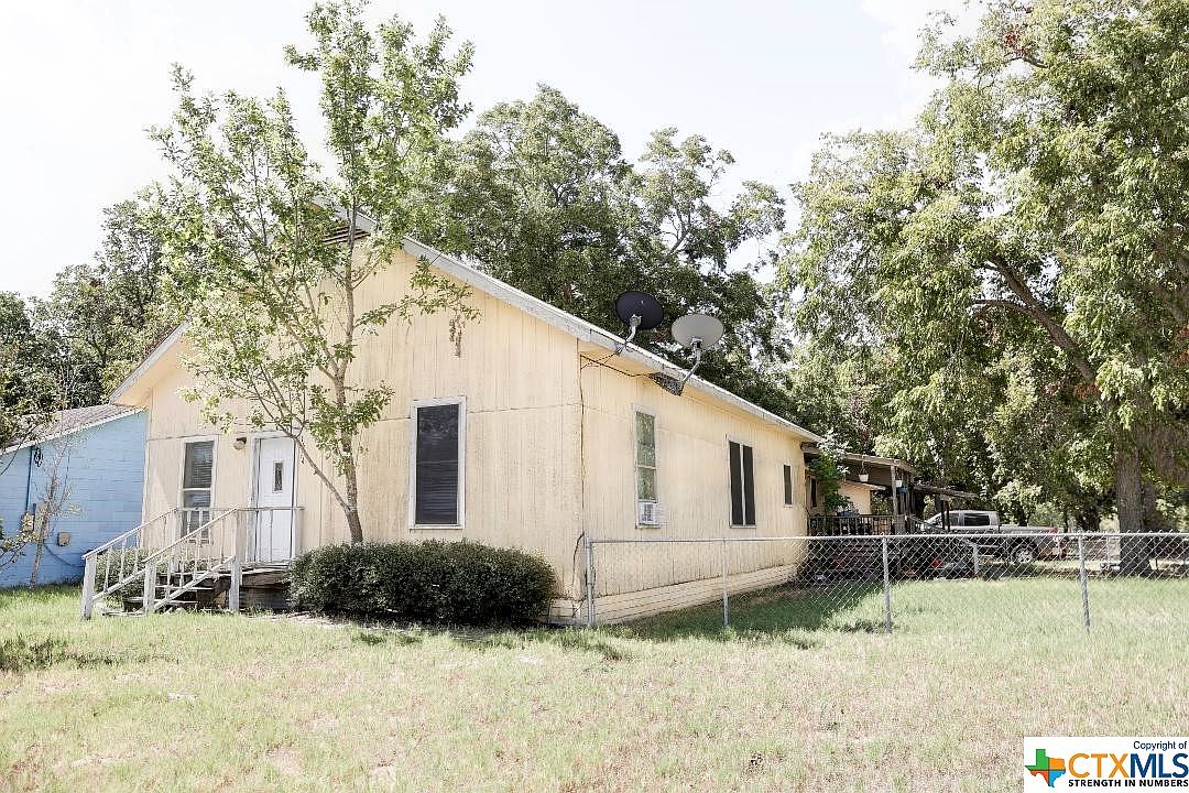 1514 N Ave E, Shiner, TX 77984 MLS 528009 Zillow
