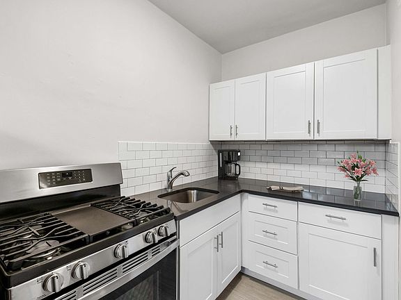 5th image of 608 E 12th Ave APT 212