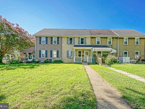 3rd image of 208 New Jersey Rd