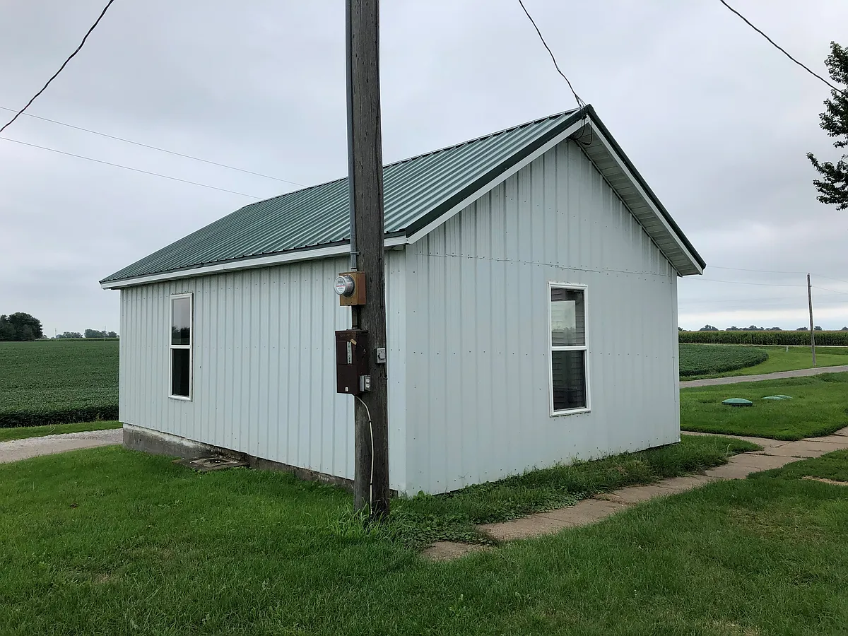 Building Photo - 14781 Airport Rd