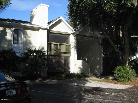 2nd image of 3510 Sable Palm Ln Unit F