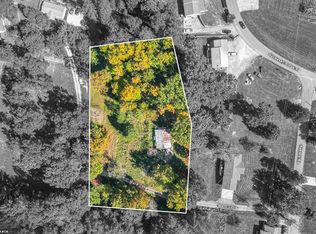 124 Ward Ln, Jacksboro, TN 37757