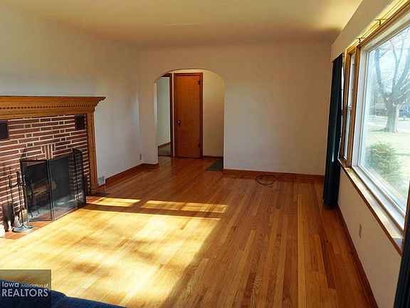 3rd image of 1512 Linda Ln