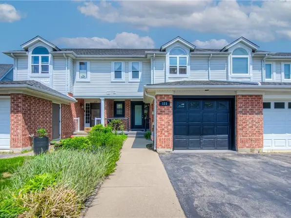 111 King William Ct, Cambridge, ON N3C 4J3