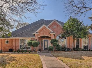 10 Treewood Ct, Mansfield, TX 76063