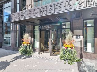 68 Yorkville Ave #401, Toronto, ON M5R 3V7