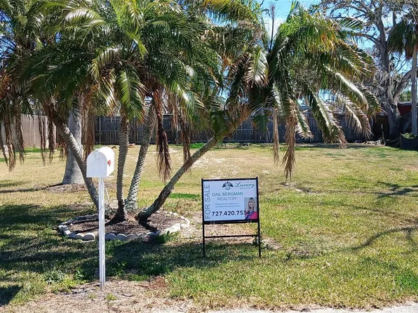 6828 Edgewater Dr #45, New Pt Richey, FL 34652