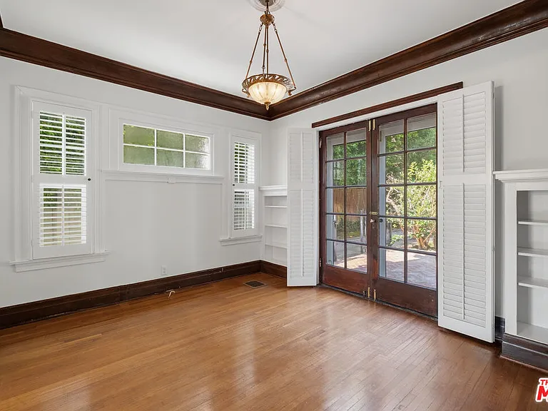 317 S Norton Ave — Photo 13