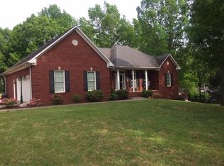 1109 Lofton Rd, Columbia, TN 38401