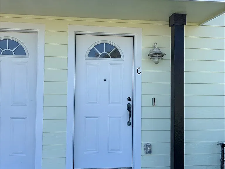 4017 Acushnet Dr #C — Photo 24
