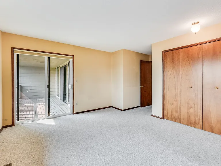 6270 Preakness Dr — Photo 8