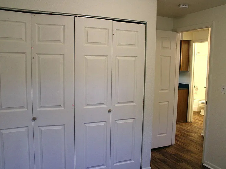 1419 Riverside Ave — Photo 8