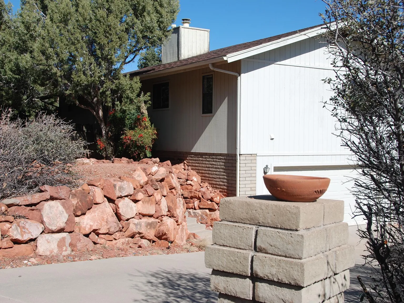 290 Pony Soldier Rd — Photo 2