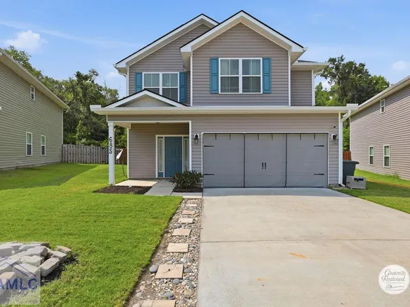 685 Fairview Cir, Hinesville, GA 31313