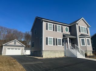 39 Circle Hill Rd, Salem, MA 01970