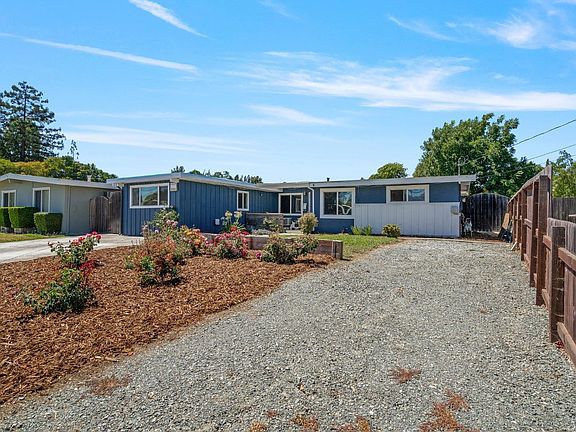 3rd image of 122 Rio Del Mar