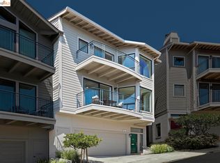 5 Captains Cv, Oakland, CA 94618