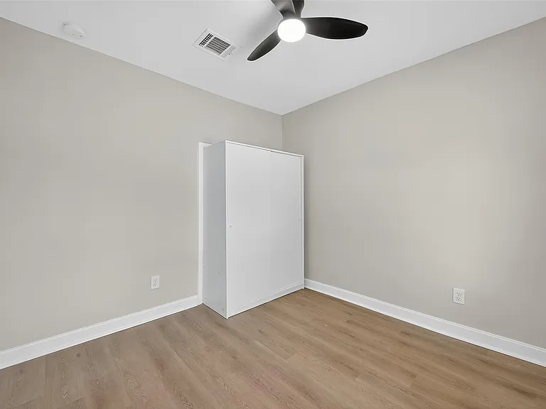 889 Chas Ln — Photo 16