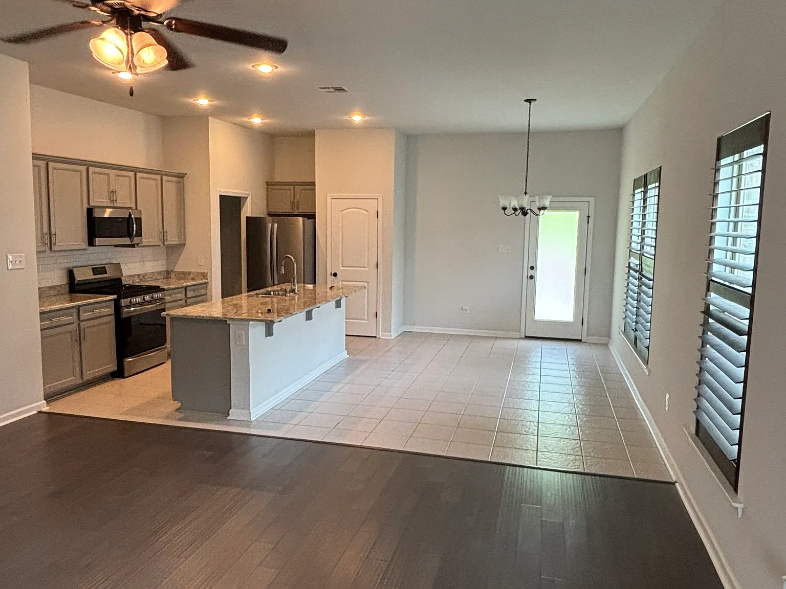 3 bed, 1650 sqft, $2,600 — Photo 2