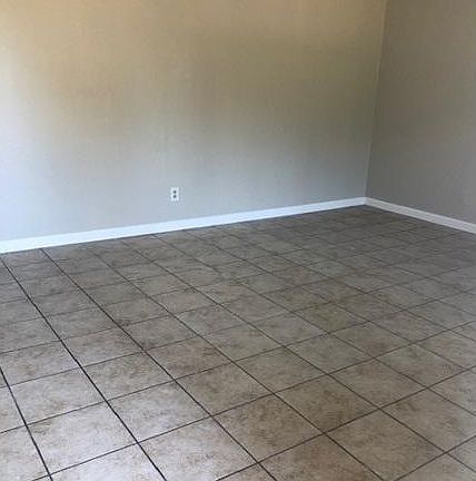 3rd image of 3116 Logan Ave #C