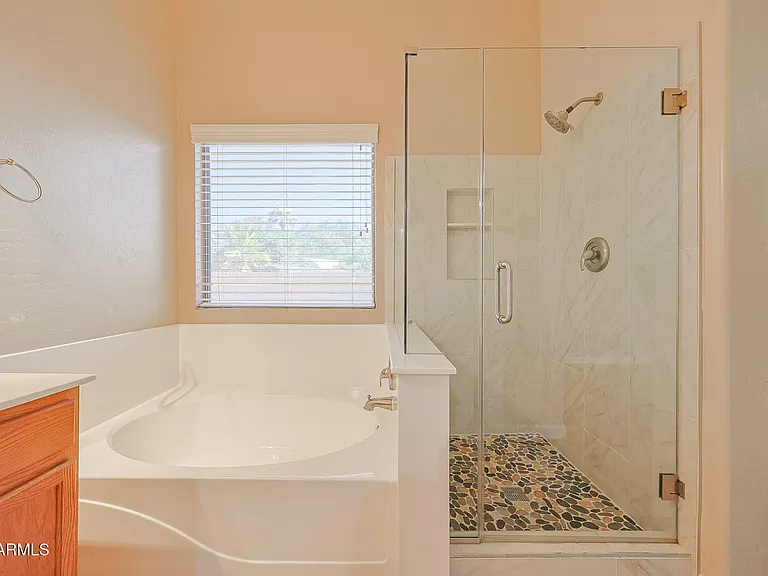 8747 W Adam Ave — Photo 26