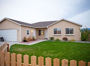 592 Mountjoy Sq, East Wenatchee, WA 98802