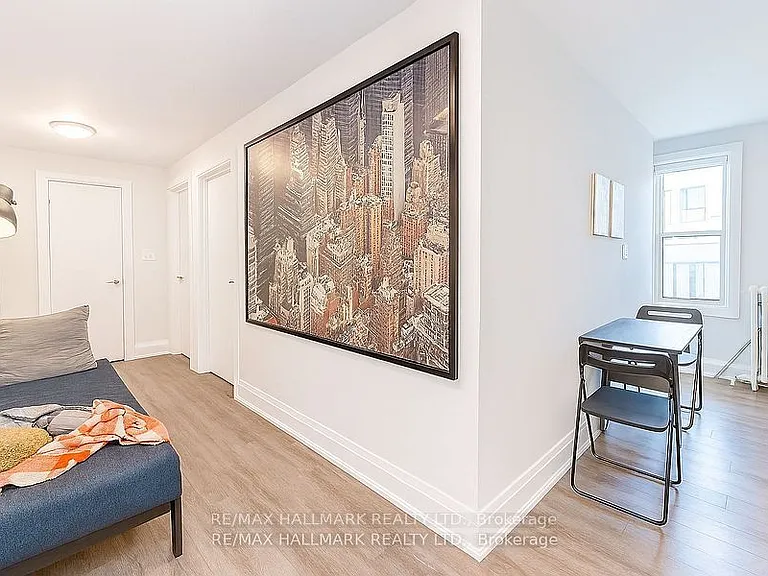 595 Saint Clair Ave W #1 — Photo 1