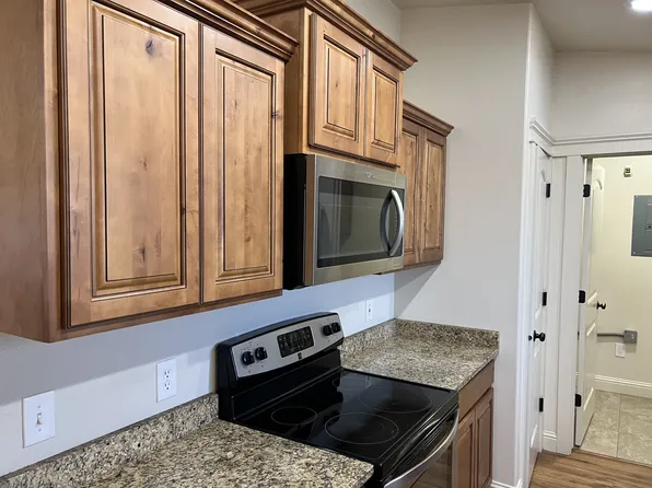 279 Country Club Pkwy, Spring Creek, NV 89815