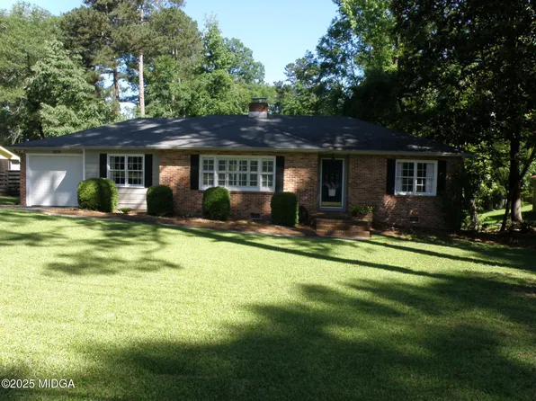 1834 Waverland Cir, Macon, GA 31211