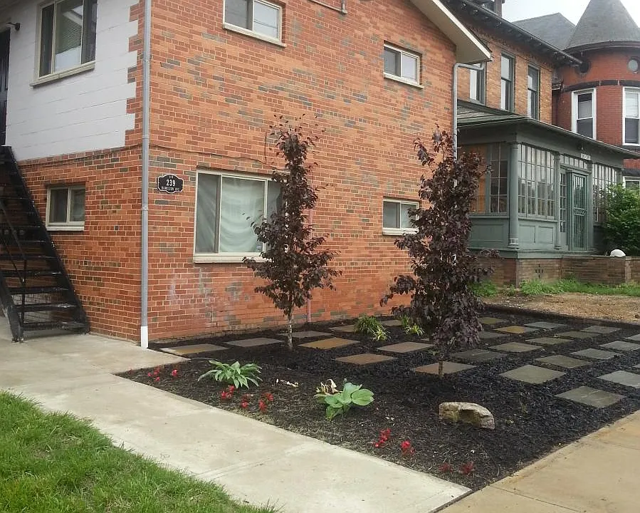 239 Hamilton Ave