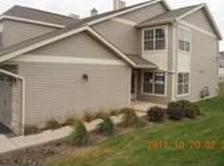 965 Arvle Cir, Sycamore, IL 60178