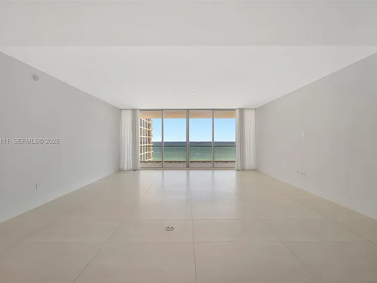 153 N Seabreeze Blvd #801 — Photo 40