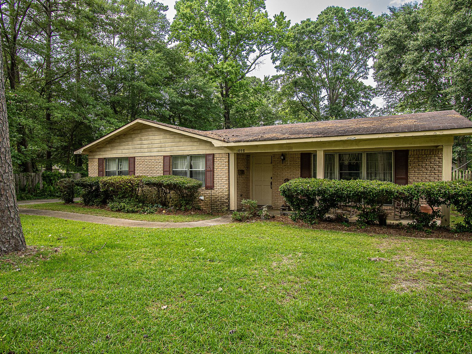 1016 Crestwood Dr, El Dorado, AR 71730 MLS R95956 Zillow