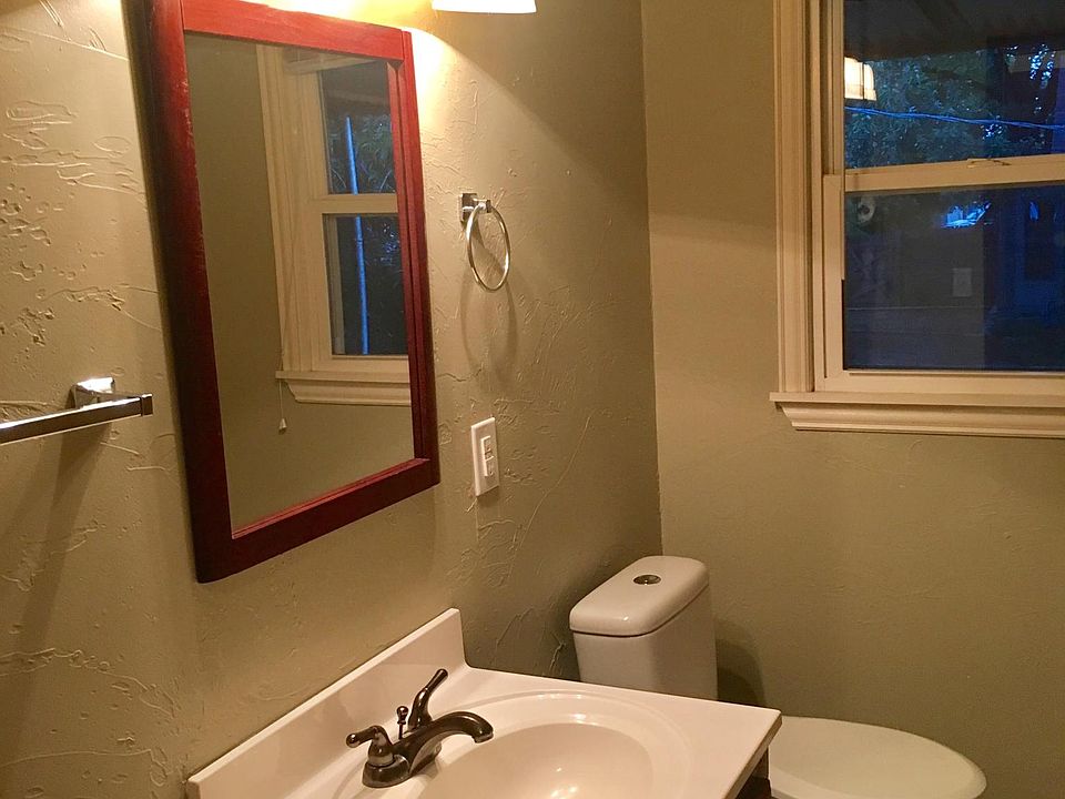 1st image of 1321 NW 92nd St