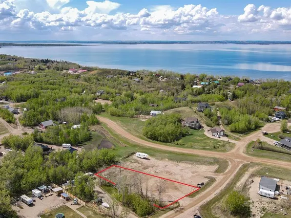 21 Horse Shoe Ln, White Sands, AB T0C 3B0