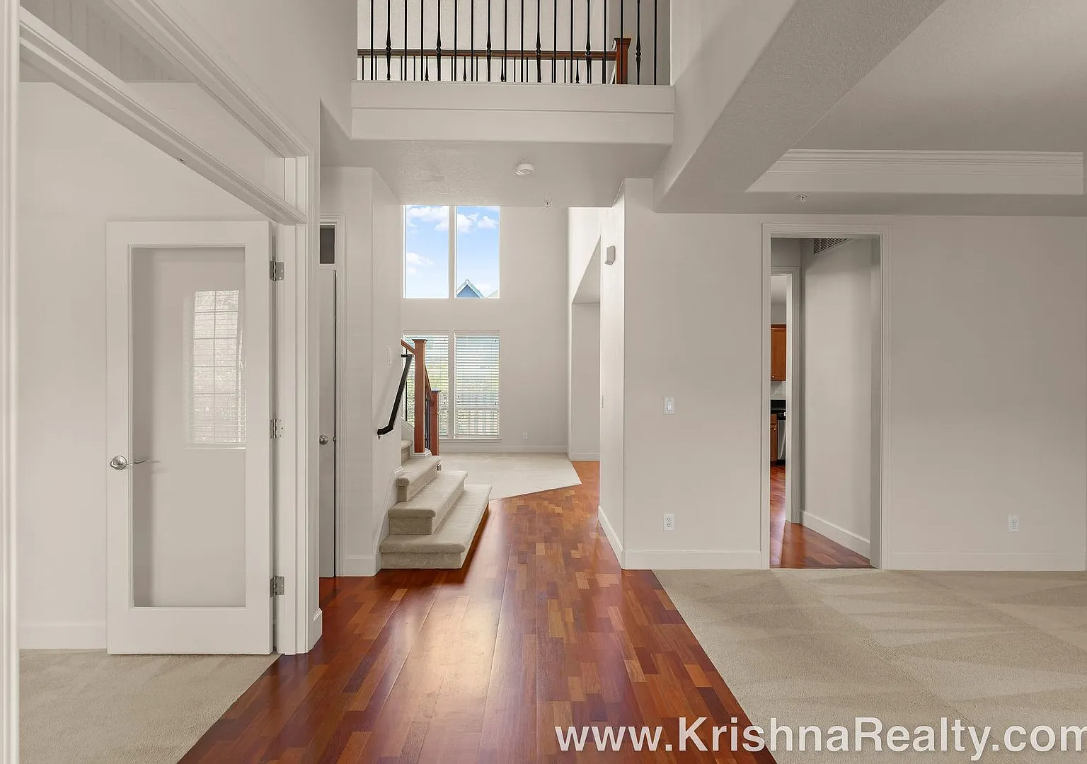 Stunning 4 BD* 3 BA* in Arbor Heights Neighborhood, Full Bath on Main Level| Arbor Heights Commun... — Photo 3