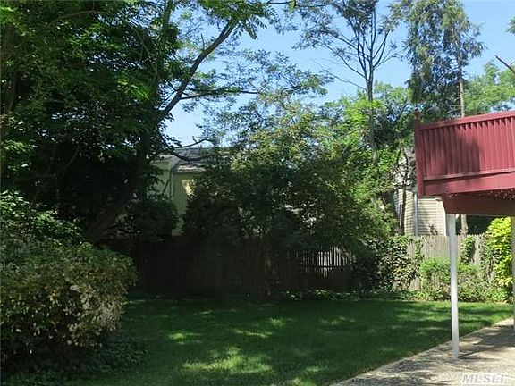 5th image of 94 Lee Ave