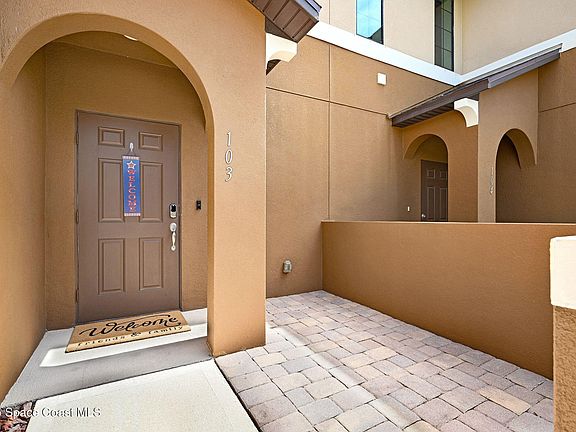 4th image of 1425 Lara Cir Unit 103