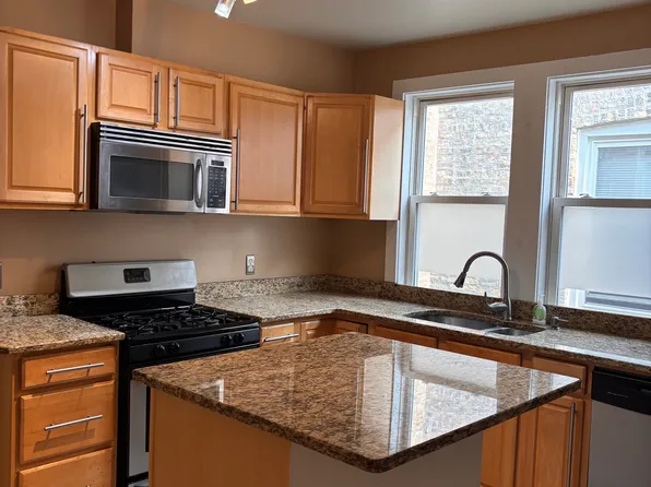 5642 N Bernard St #2, Chicago, IL 60659