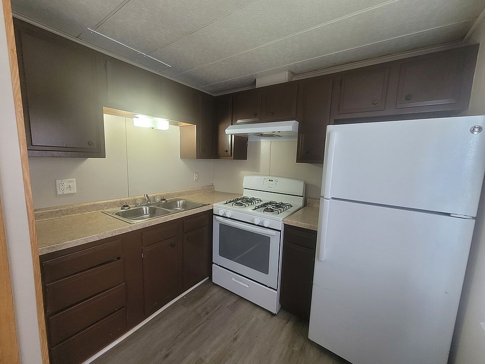 2nd image of 700 W Ridgeway Ave Lot 203B