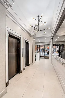 Sold by Sotheby's International Realty | media 10